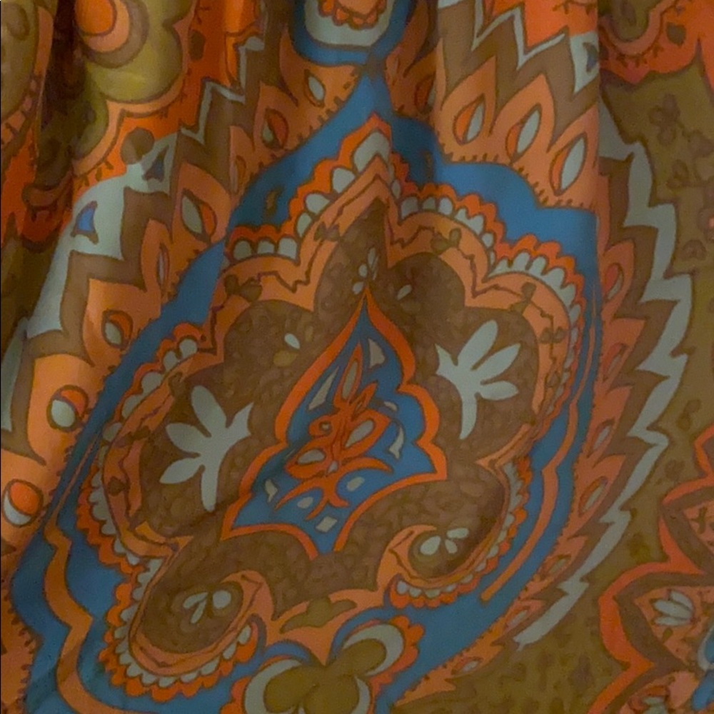 Patterned Halter Dress. - Picture 6 of 6